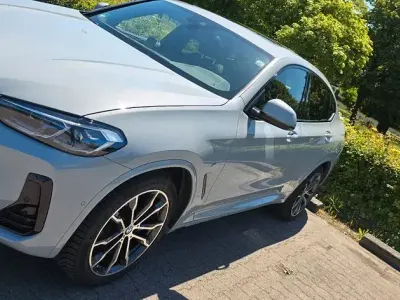 Gebraucht BMW X4 Performance 245 PS (180 kW) 2023 Grau SUV