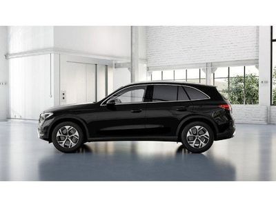 Gebraucht Mercedes GLC300e 333 PS (244 kW) 2023