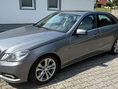 Mercedes E300