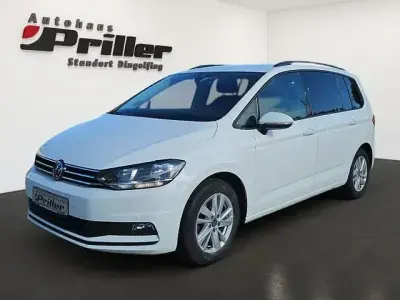 Gebraucht VW Touran Comfortline 150 PS (110 kW) 2021 Weiß Van / Kleinbus
