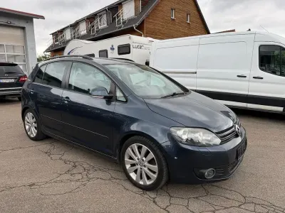 Gebraucht VW Golf VI Team 160 PS (117 kW) 2010 Blau Kleinwagen