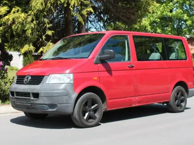 Gebraucht VW T5 105 PS (77 kW) 2006 Rot Van