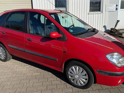 Usata Renault Scénic 107 CV (78 kW) 2000 Rosso Monovolume
