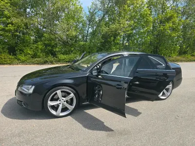 Gebraucht Audi A8 351 PS (258 kW) 2012 Schwarz Limousine