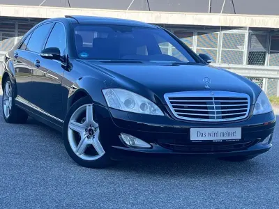 Gebraucht Mercedes S500 387 PS (284 kW) 2008 Schwarz Limousine