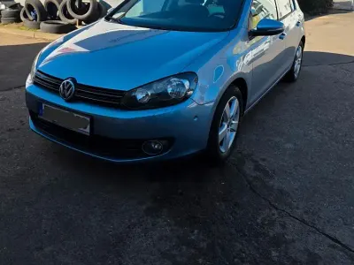 Gebraucht VW Golf VI Team 86 PS (63 kW) 2011 Blau Kleinwagen