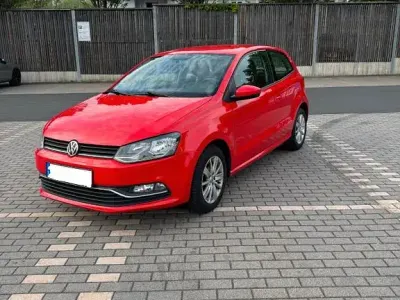 Gebraucht VW Polo Comfortline 75 PS (55 kW) 2016 Rot