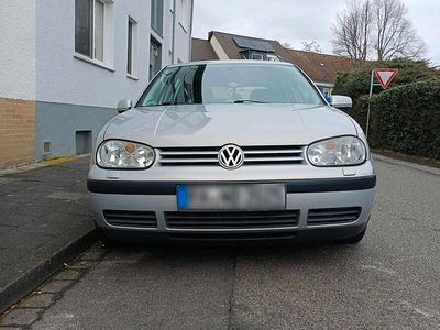 Usata VW Golf III 75 CV (55 kW) 1998 Argento Berlina