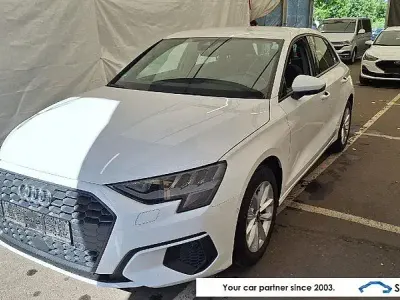 Gebraucht Audi A3 116 PS (85 kW) 2022 Weiß Limousine