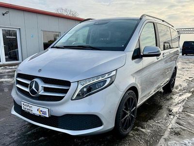 Gebraucht Mercedes V220 Edition 163 PS (119 kW) 2023 Silber Van / Kleinbus