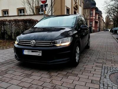 Gebraucht VW Touran Comfortline 150 PS (110 kW) 2016 Schwarz Van / Kleinbus