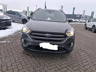 Gebraucht Ford Kuga ST-Line 150 PS (110 kW) 2017 Grau SUV