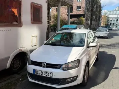 Gebraucht VW Polo Life 90 PS (66 kW) 2013 Weiß Kleinwagen