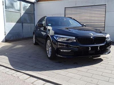 Gebraucht BMW 530 Sport Line 265 PS (194 kW) 2017 Schwarz Kombi