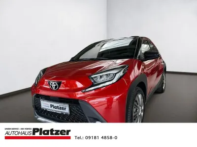 Gebraucht Toyota Aygo X X-plore 72 PS (52 kW) 2022 Braun SUV