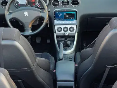 Gebraucht Peugeot 308 CC Premium 120 PS (88 kW) 2011 Blau Cabrio
