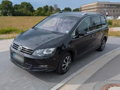 Gebraucht VW Sharan Highline 170 PS (125 kW) 2011 Schwarz Van / Kleinbus