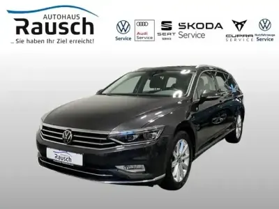 Usata VW Passat Elegance 150 CV (110 kW) 2022 Grigio Station wagon