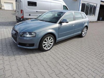 Gebraucht Audi A3 Ambiente 140 PS (102 kW) 2010 Sphärenblau metallic Kleinwagen