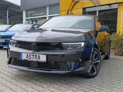 Gebraucht Opel Astra 145 PS (106 kW) 2024 Schwarz Kleinwagen