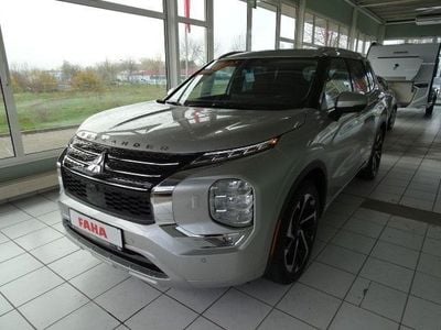 Gebraucht Mitsubishi Outlander Edition 184 PS (135 kW) 2022 Schwarz SUV