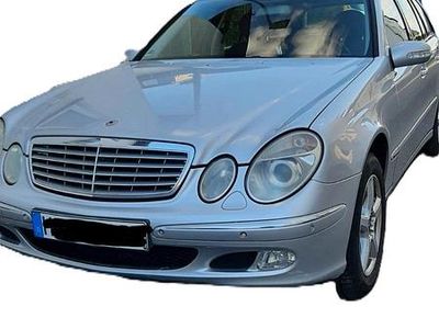 Gebraucht Mercedes E240 177 PS (130 kW) 2004 Silber Kombi