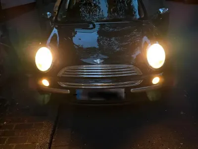 Gebraucht Mini ONE 90 PS (66 kW) 2003 Schwarz Kleinwagen