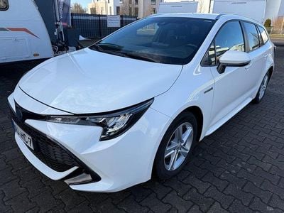 Weiß Gebraucht 2022 Toyota Corolla Business Edition Kombi | 21.900 € (Guter Preis)