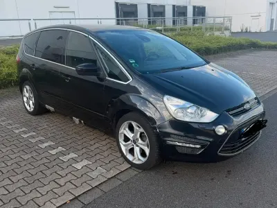 Gebraucht Ford S-MAX Titanium 200 PS (147 kW) 2011 Schwarz Van / Kleinbus