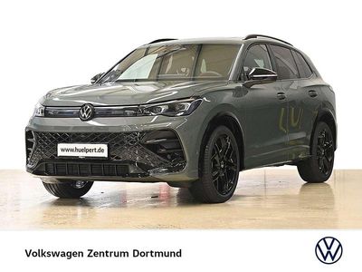 Neu VW Tiguan R-line 150 PS (110 kW) 2026 Cipressinogrün metallic SUV