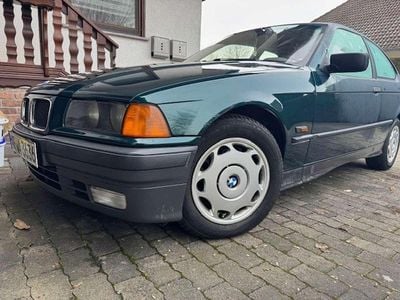 Gebraucht BMW 316 Compact 105 PS (77 kW) 1996 Grün Kleinwagen