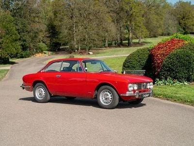 Second-hand Alfa Romeo GTV 1971 Roșu