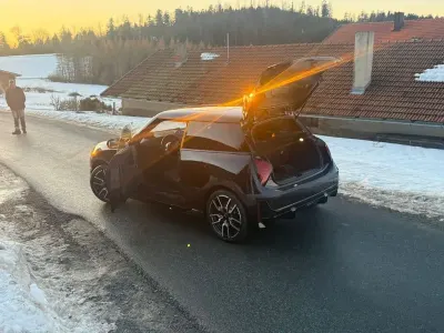 Neu Mini Cooper SE 160 kW (218 PS) 2026 Schwarz Kleinwagen