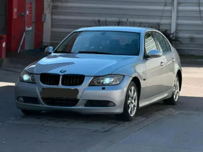 Brugt BMW 325 218 HK (160 kW) 2005 Grå Sedan