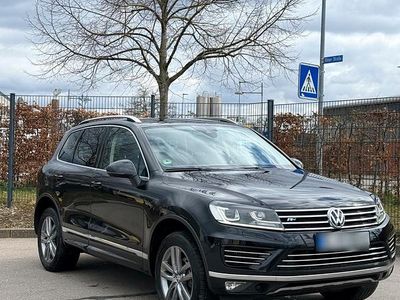 Gebraucht VW Touareg R-line 262 PS (192 kW) 2015 Schwarz SUV
