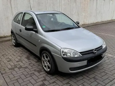 Gebraucht Opel Corsa 58 PS (42 kW) 2001 Silber Kleinwagen