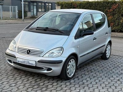 Silber Gebraucht 2002 Mercedes A160 Classic Van / Kleinbus | 2.100 € (Etwas zu teuer)