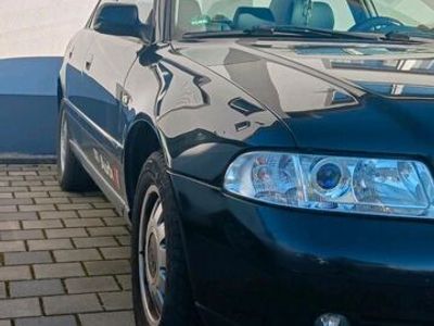 gebraucht Audi A4 b5 1.6 mit heckspoiler