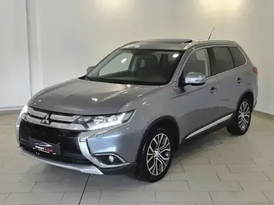 Gebraucht Mitsubishi Outlander Top 150 PS (110 kW) 2016 Grau SUV