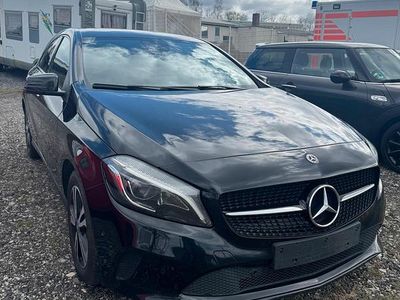 Usata Mercedes A200 136 CV (100 kW) 2018 Nero Berlina