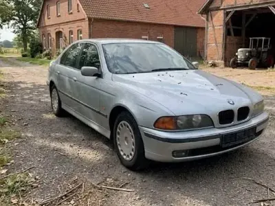 Gebraucht BMW 520 150 PS (110 kW) 1997 Silber Limousine