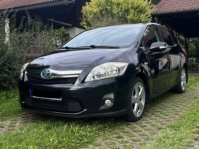 Toyota Auris Hybrid