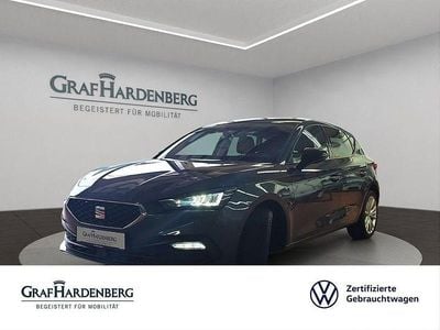 Begagnad Seat Leon Style 110 HK (80 kW) 2024 Grå Sedan