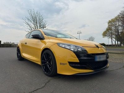 Usata Renault Mégane Coupé 250 CV (183 kW) 2010 Giallo Coupé