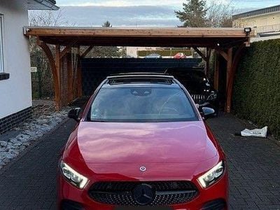 Rot Gebraucht 2018 Mercedes A200 Limousine | 18.700 € (Etwas zu teuer)