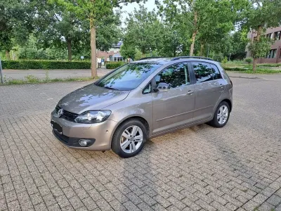 Gebraucht VW Golf Plus Cross Match 105 PS (77 kW) 2012 Beige Van / Kleinbus