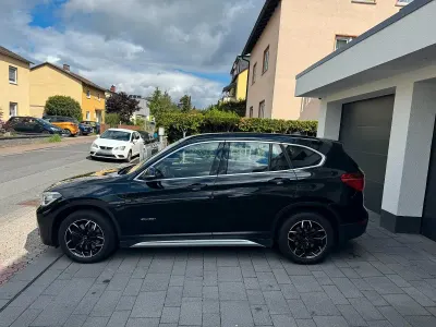 Usado BMW X1 Advantage 192 CV (141 kW) 2018 Negro SUV