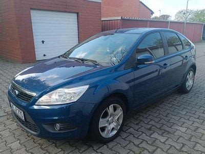 Second-hand Ford Focus Style 101 CP (74 kW) 2009 Albastru Berlinǎ