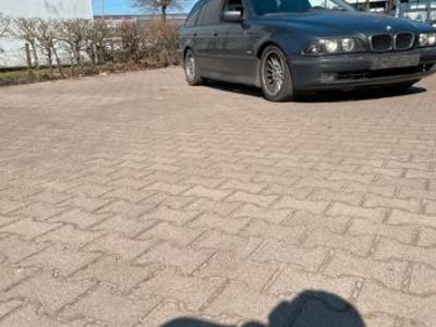 BMW 528