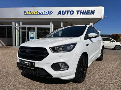 Gebraucht Ford Kuga ST-Line 150 PS (110 kW) 2018 Weiß SUV